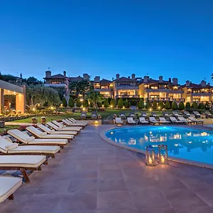 https://kassandra-village-resort-pefkohori.hotelschalkidiki.net